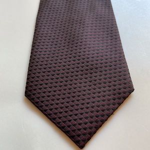 Roffe 100% silk necktie tie burgundy handmade 55” X 3.75” NWT
